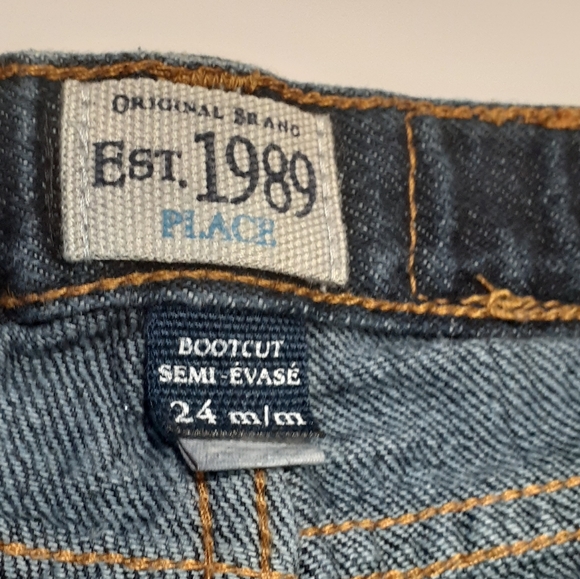 Toddler Boy sweater and Denim Jean's. Long slee - Picture 5 of 7